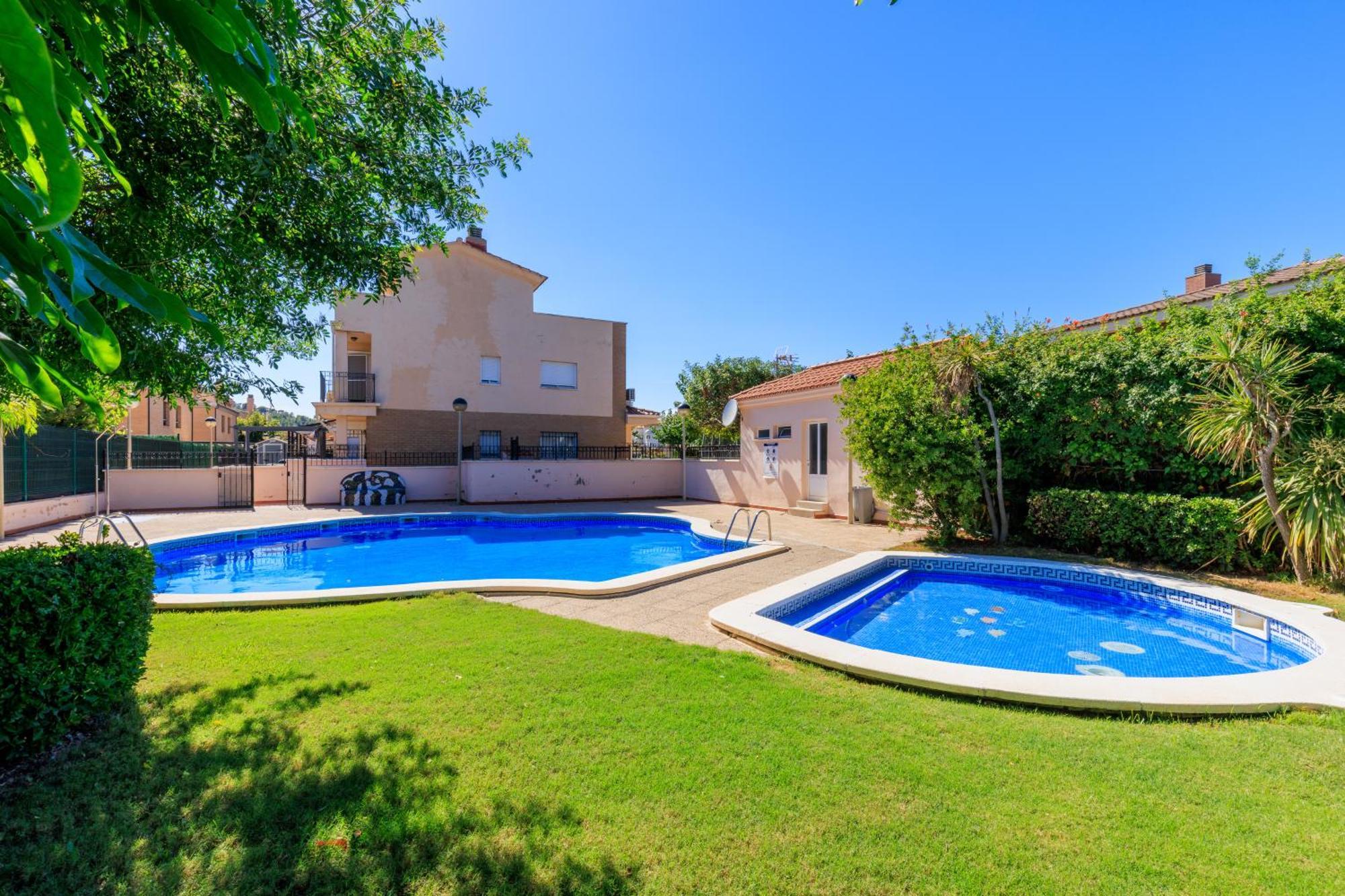 Adosado Con Jardin En Los Xalets De Salou Extérieur photo