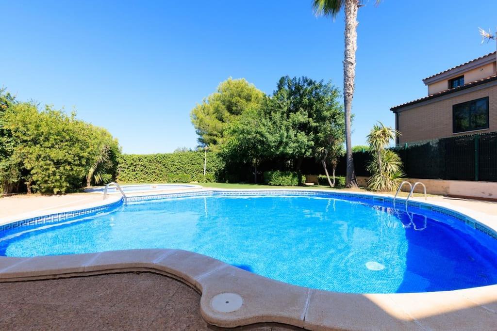 Adosado Con Jardin En Los Xalets De Salou Extérieur photo